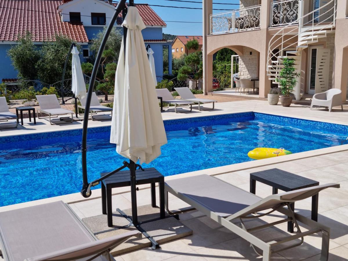 Villa Luka Lopar Extérieur photo